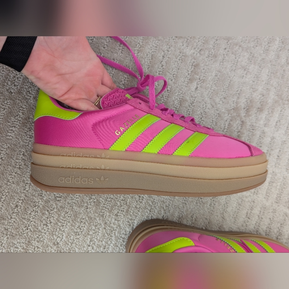 NWT Adidas Gazelle Women's Pink and Lime Platform Sneakers Size 9 - Picture 11 of 16